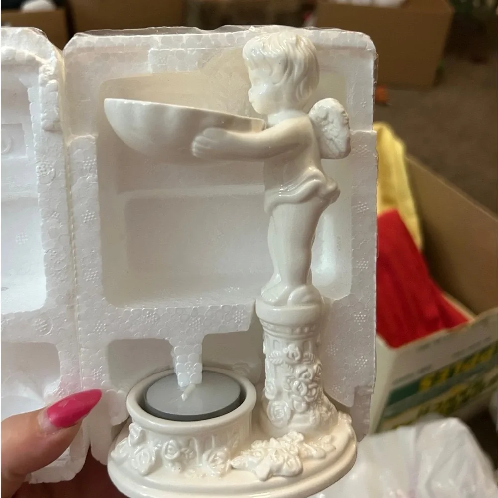 Vintage Avon cherub oil diffuser